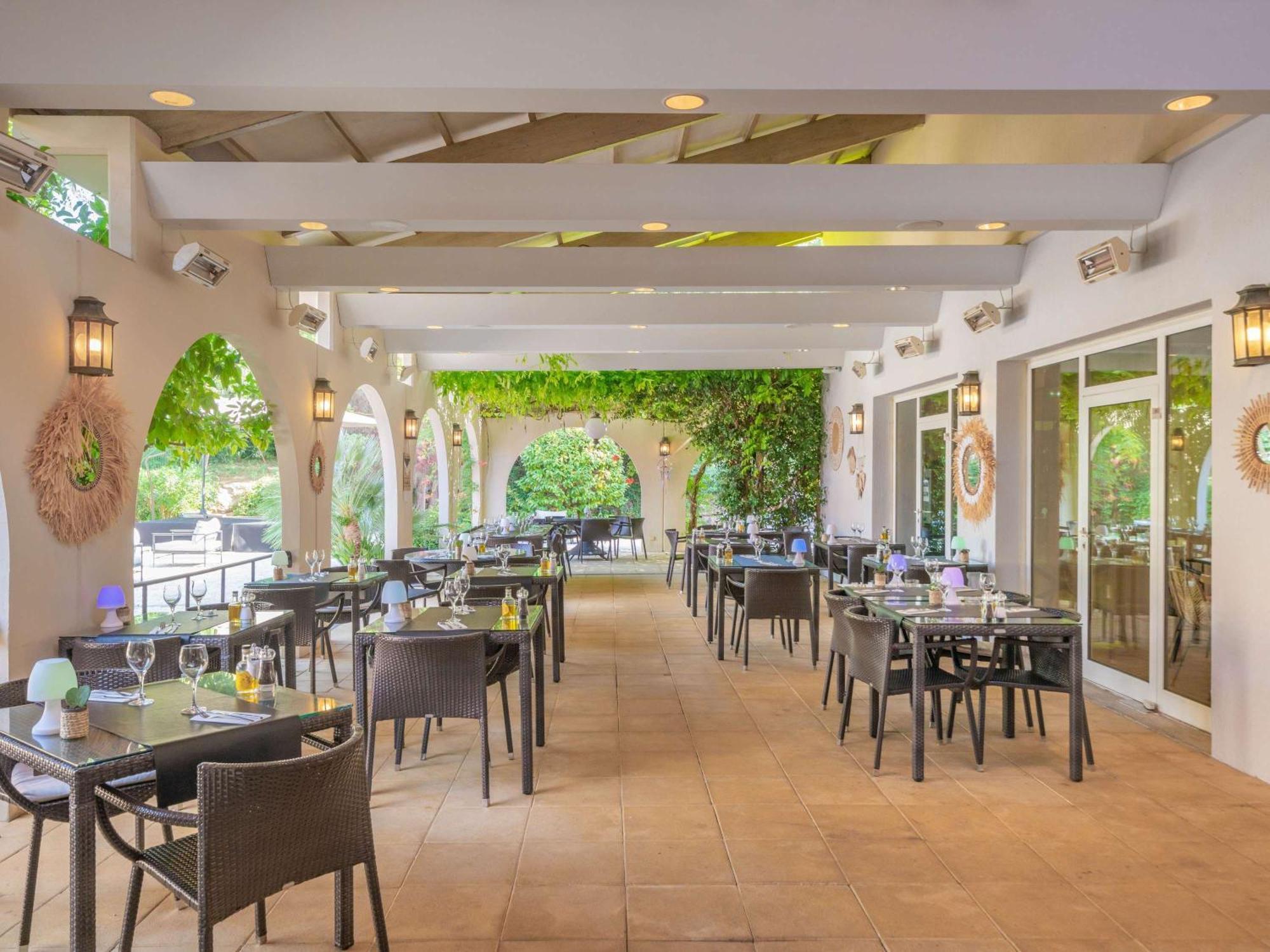 Mercure Antibes Sophia Antipolis Valbonne Bagian luar foto