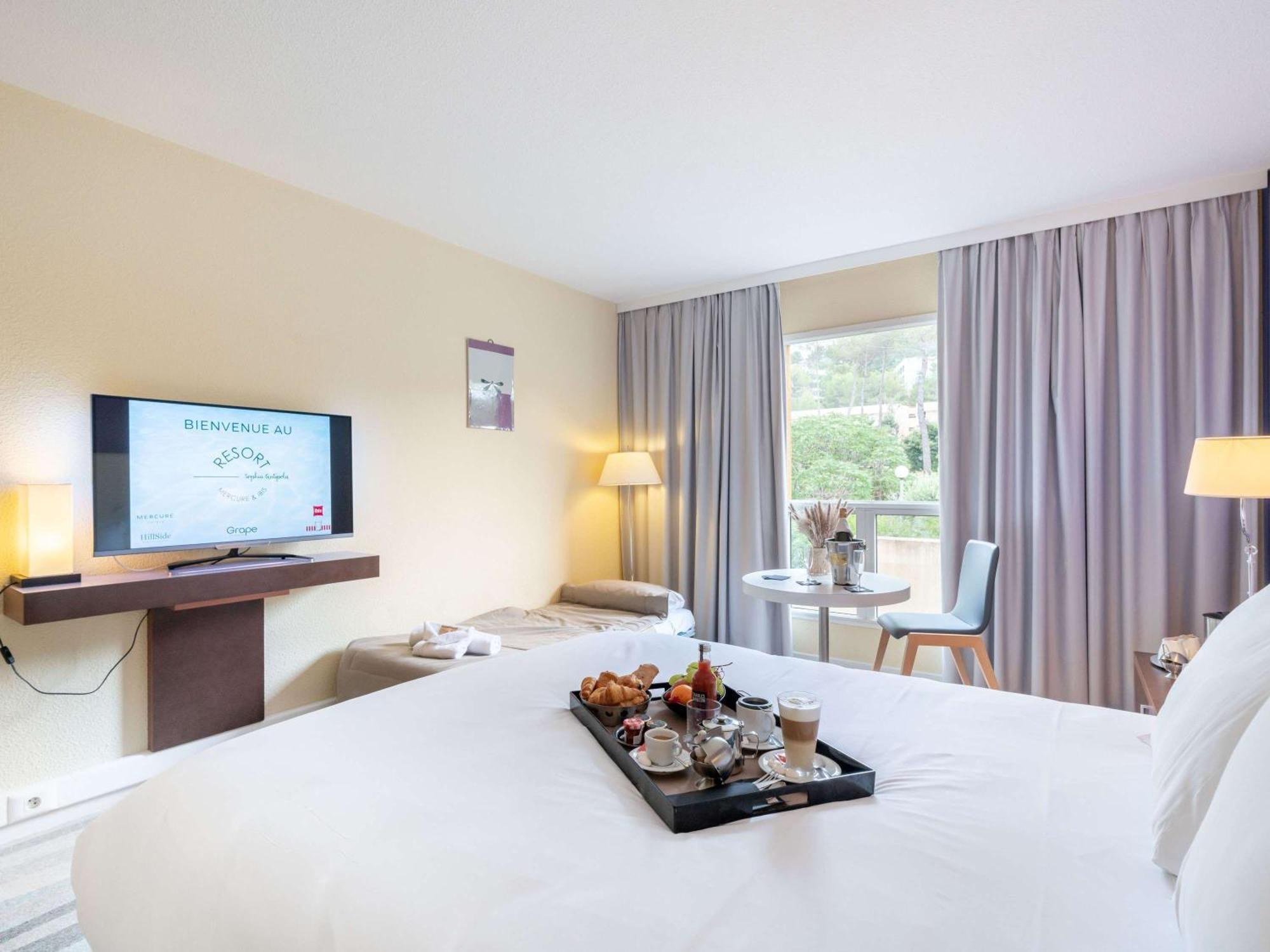 Mercure Antibes Sophia Antipolis Valbonne Bagian luar foto