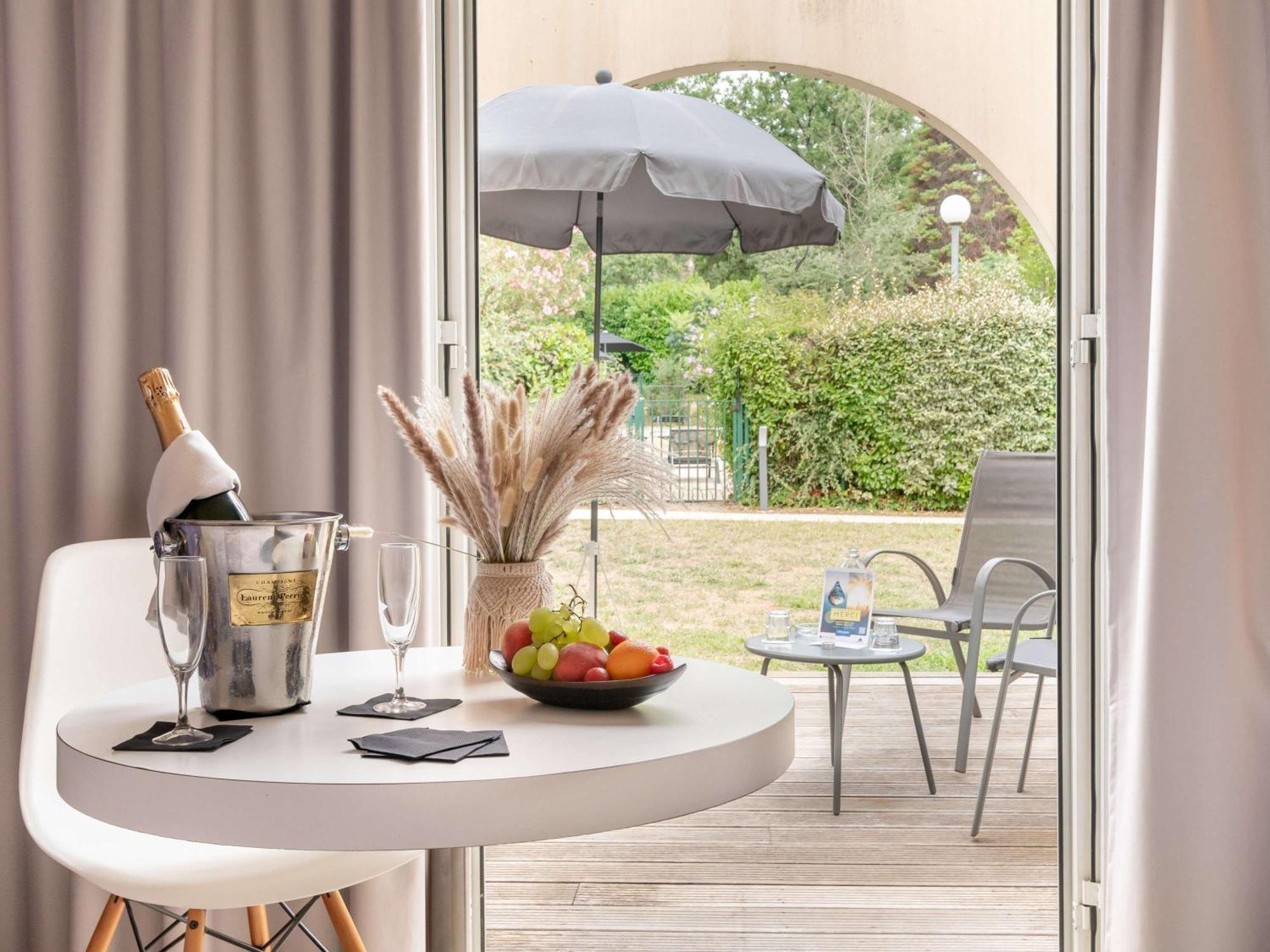 Mercure Antibes Sophia Antipolis Valbonne Bagian luar foto